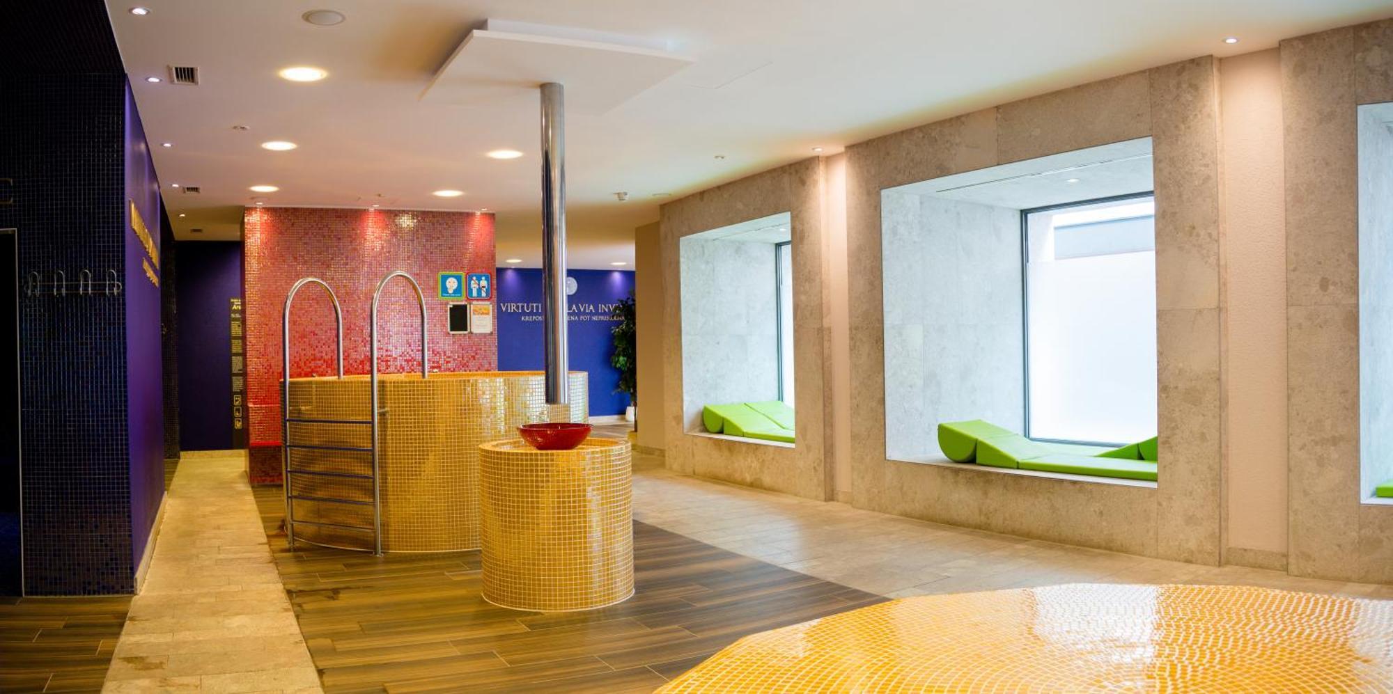 Rimske Terme Resort - Hotel Sofijin Dvor 里姆斯克·托普利采 外观 照片
